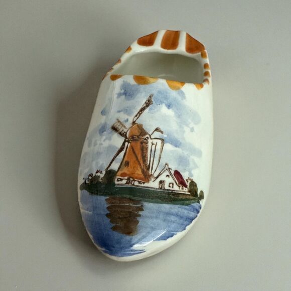 Vintage Delft Hand Painted Holland Dutch Clog Ashtray Polychrome Windmill 4.5” - Picture 1 of 10